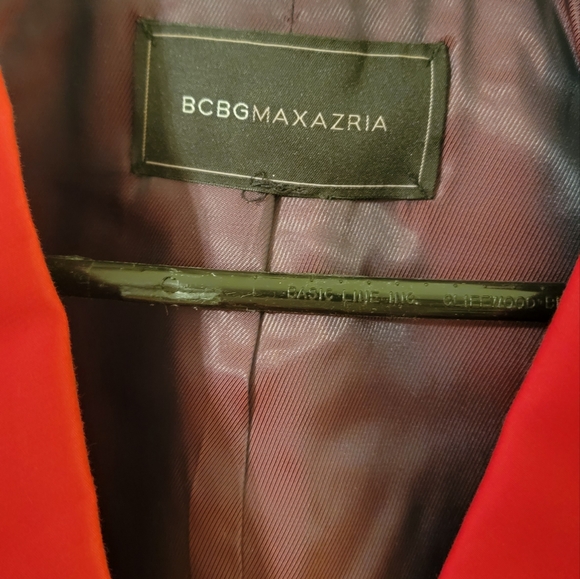 Super Cute & Fashionable BCBG Hi Low Red Blazer - Picture 3 of 3
